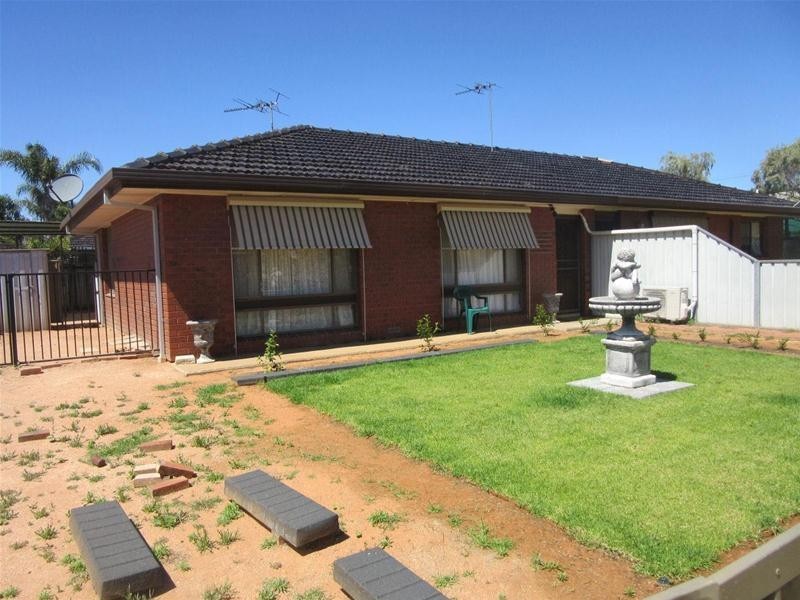 2/60 Box  Street, Merbein VIC 3505