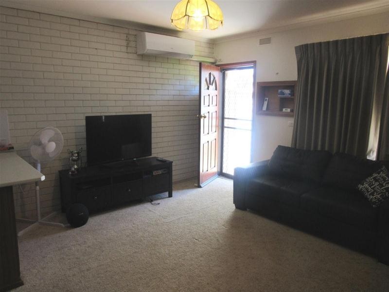 2/60 Box  Street, Merbein VIC 3505