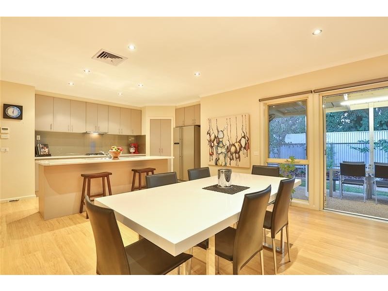 15 John Court, Irymple VIC 3498