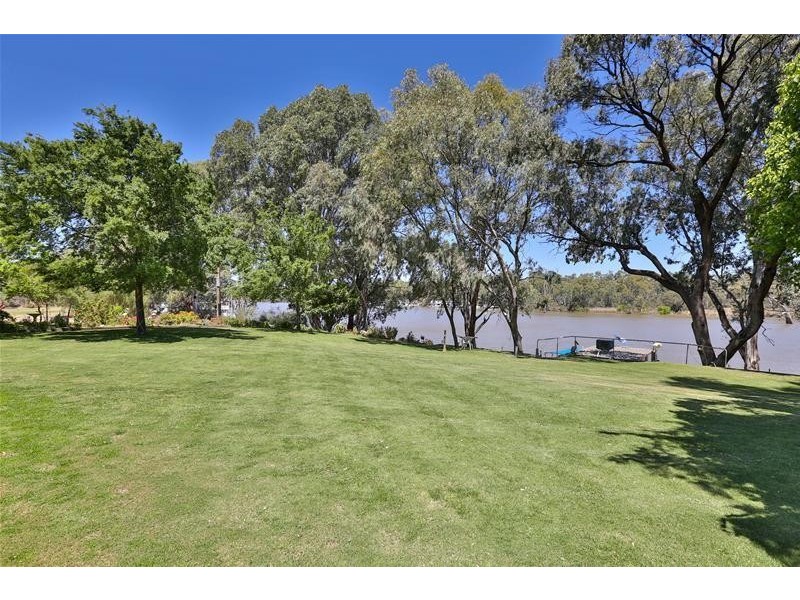 62 Hendy Road, Buronga NSW 2739