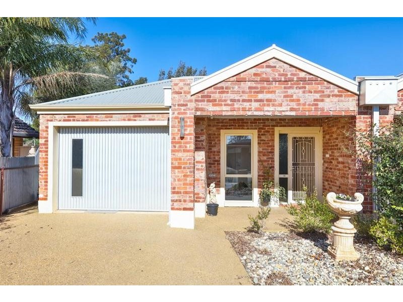 15 John Court, Irymple VIC 3498