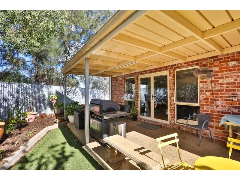 15 John Court, Irymple VIC 3498