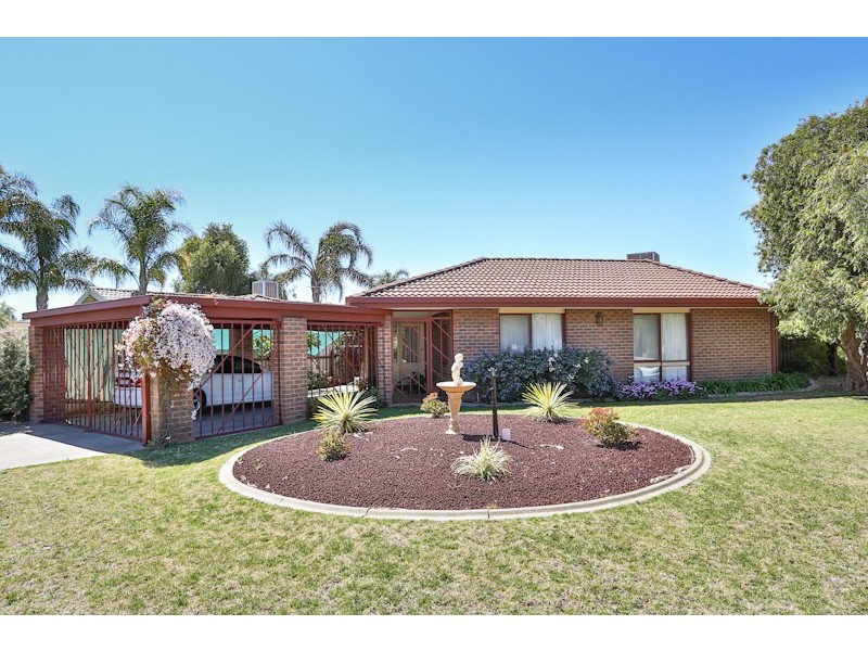 8 De Garis Drive, Mildura VIC 3500