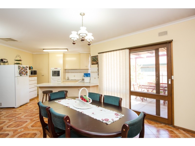 8 De Garis Drive, Mildura VIC 3500