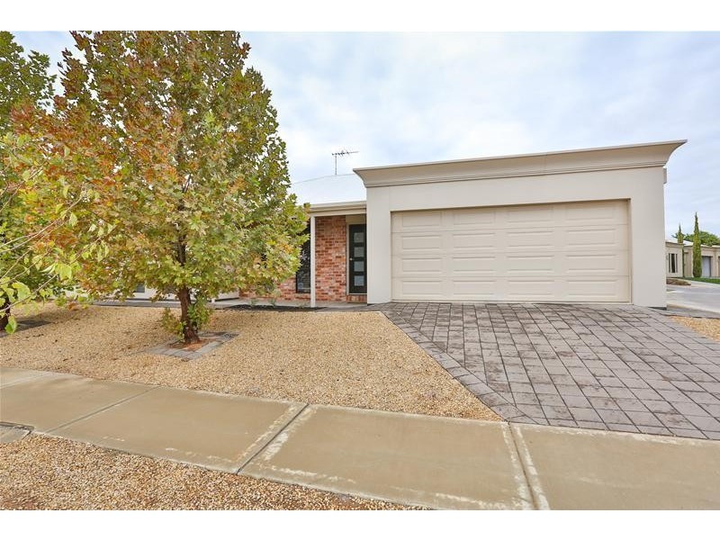 33 Carfora Drive, Mildura VIC 3500