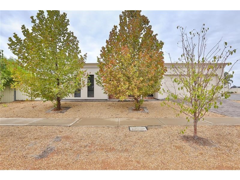 33 Carfora Drive, Mildura VIC 3500