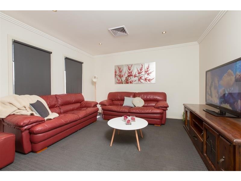 8 Reuben Lock Court, Mildura VIC 3500