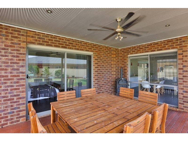 8 Reuben Lock Court, Mildura VIC 3500