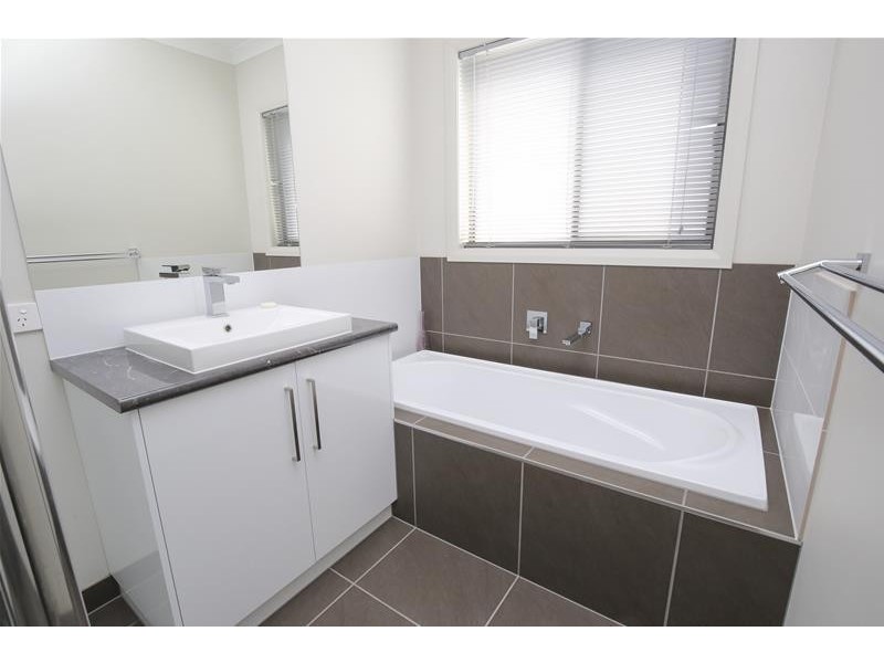 37 Boomerang Avenue, Mildura VIC 3500