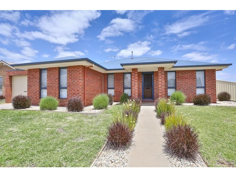 7 Eyre Court, Mildura VIC 3500