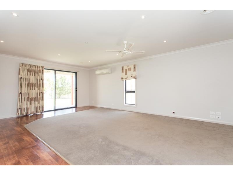 7 Eyre Court, Mildura VIC 3500