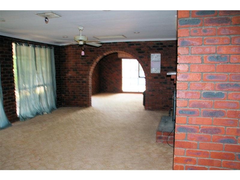 89 Farrell Street, Ouyen VIC 3490