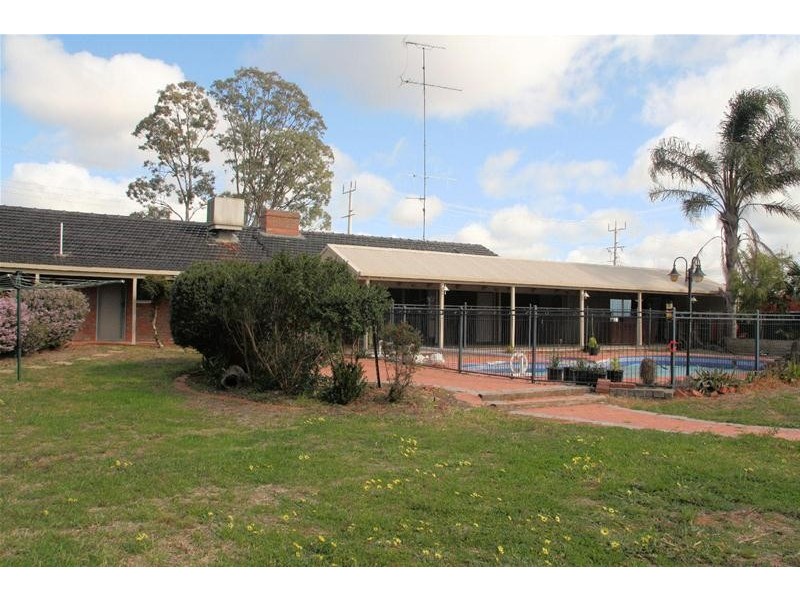 89 Farrell Street, Ouyen VIC 3490