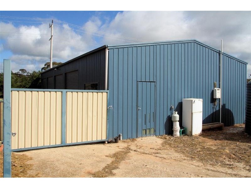 89 Farrell Street, Ouyen VIC 3490