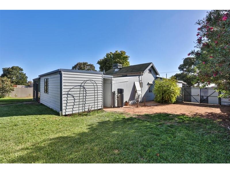 24 Sanders Street, Merbein VIC 3505