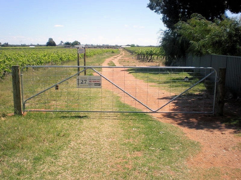 27 Boden Road, Merbein West VIC 3505