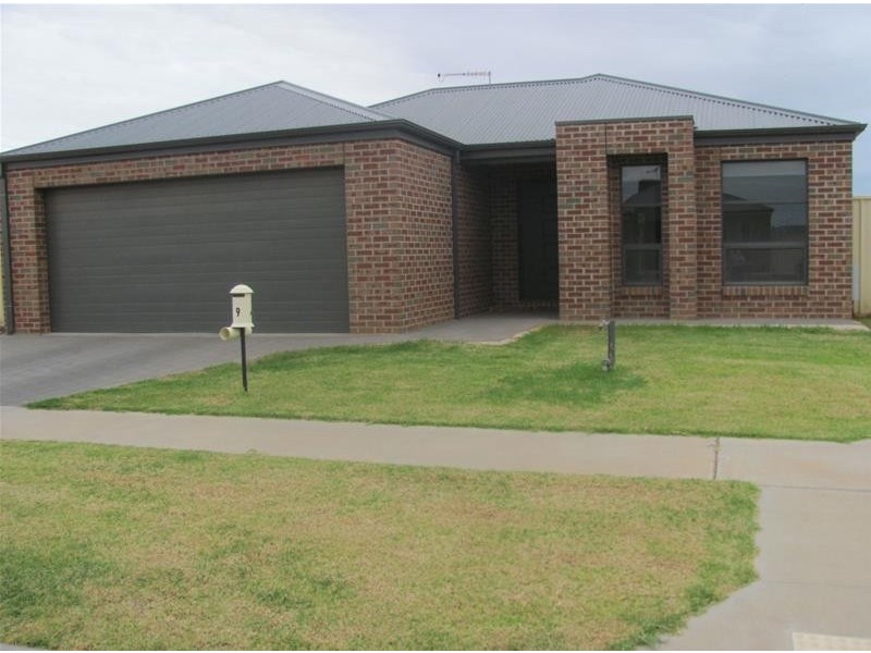 9 Pollifrone Court, Mildura VIC 3500