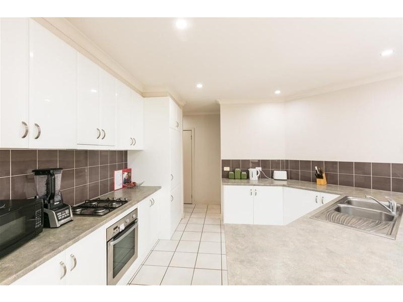 1 Peter John  Court, Mildura VIC 3500