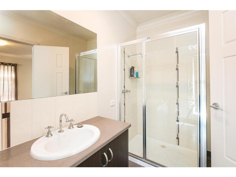 1 Peter John  Court, Mildura VIC 3500