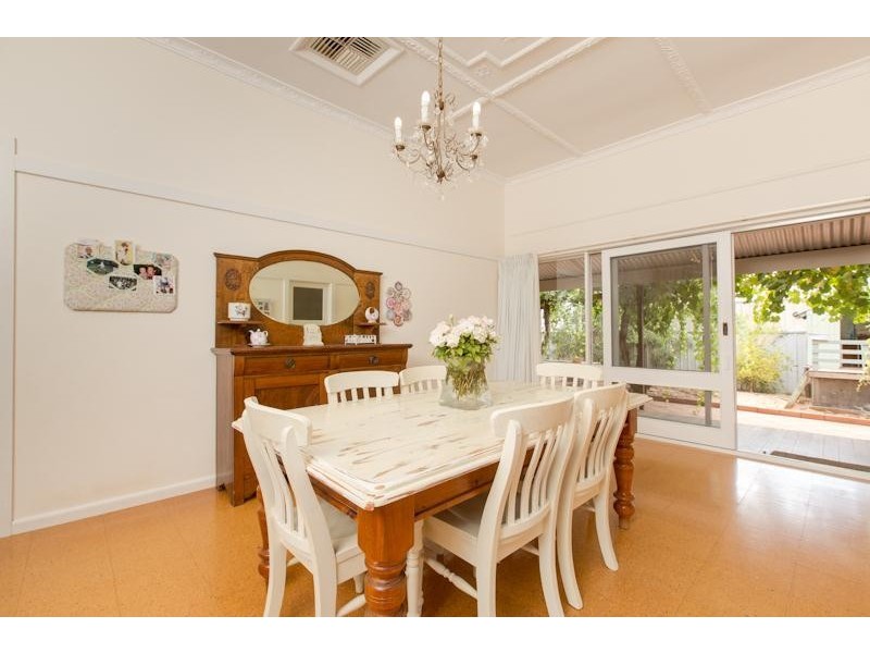 70 Koorlong Avenue, Nichols Point VIC 3501