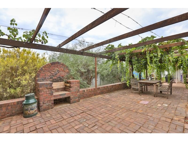 70 Koorlong Avenue, Nichols Point VIC 3501