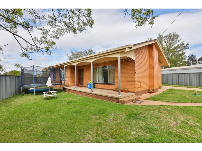 87 Wood Street, Gol Gol NSW 2738
