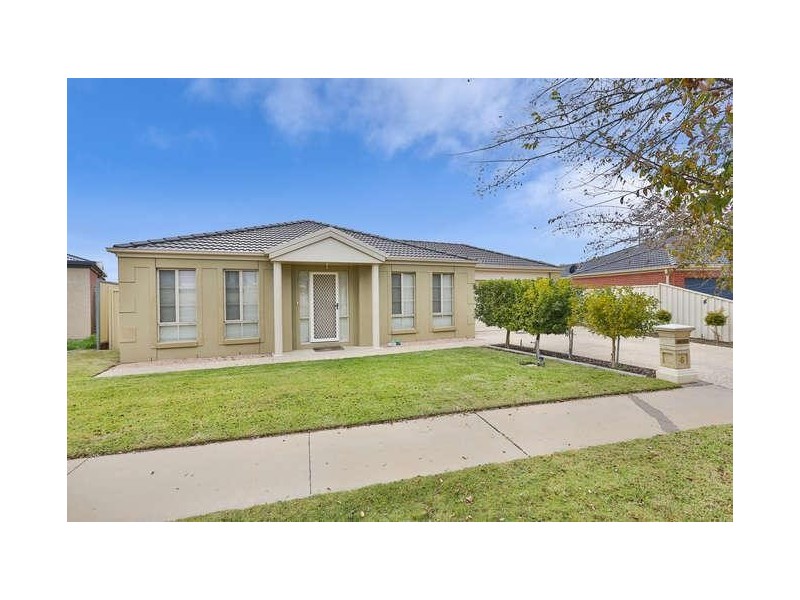 6 Darlington Parade, Mildura VIC 3500