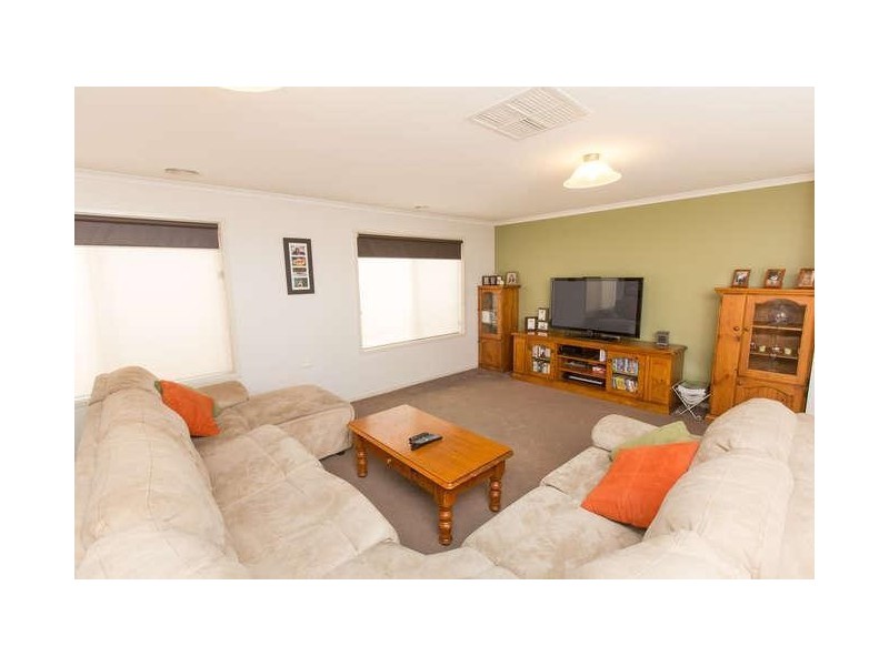 6 Darlington Parade, Mildura VIC 3500