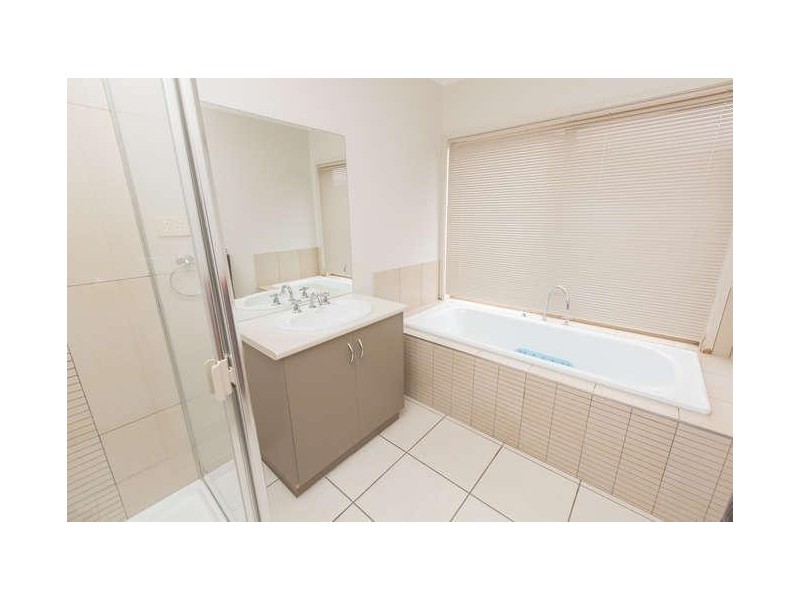 6 Darlington Parade, Mildura VIC 3500