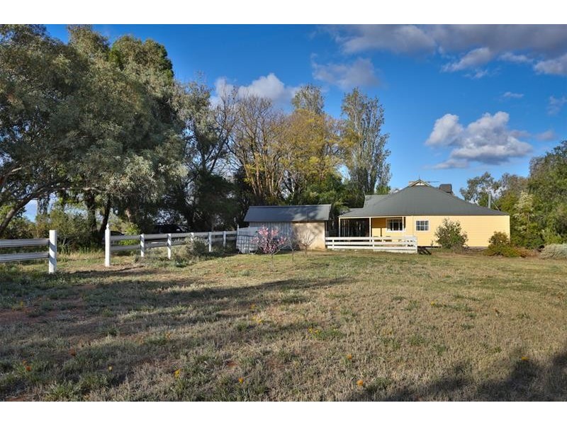 203 Dow Avenue, Irymple VIC 3498