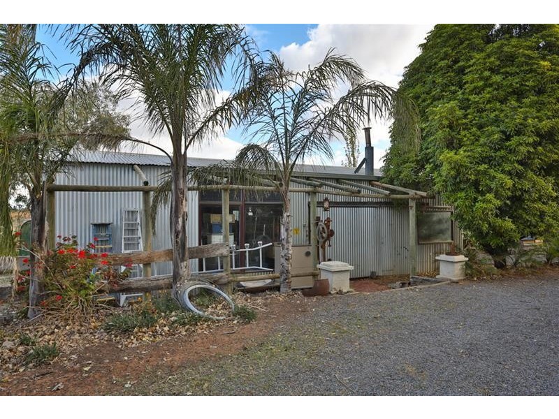 203 Dow Avenue, Irymple VIC 3498