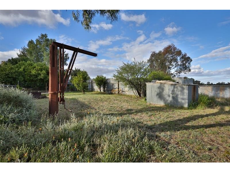 203 Dow Avenue, Irymple VIC 3498