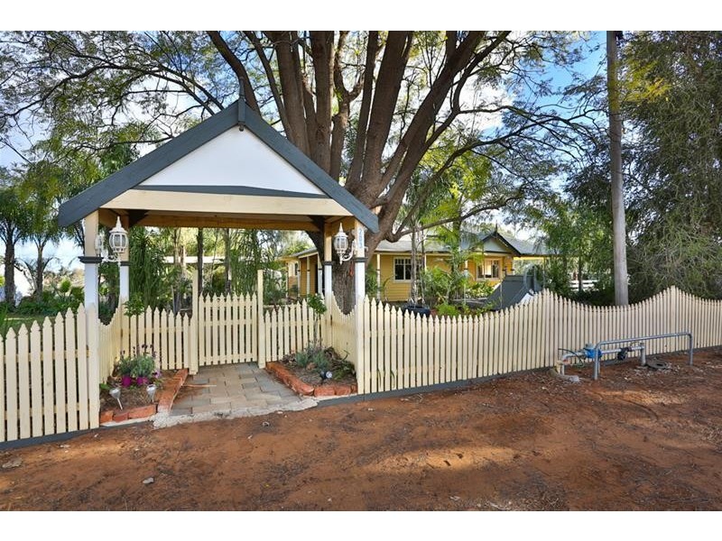 203 Dow Avenue, Irymple VIC 3498