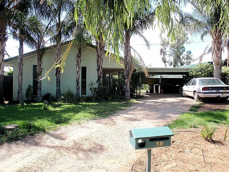 50 Main Avenue North, Merbein VIC 3505