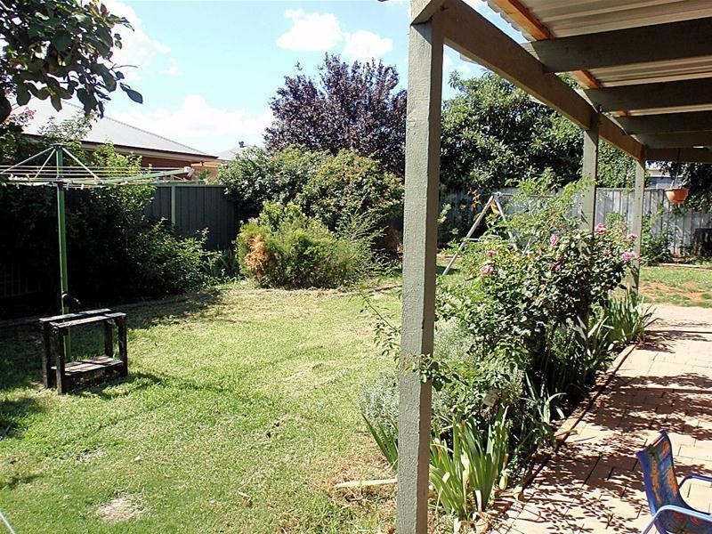 50 Main Avenue North, Merbein VIC 3505