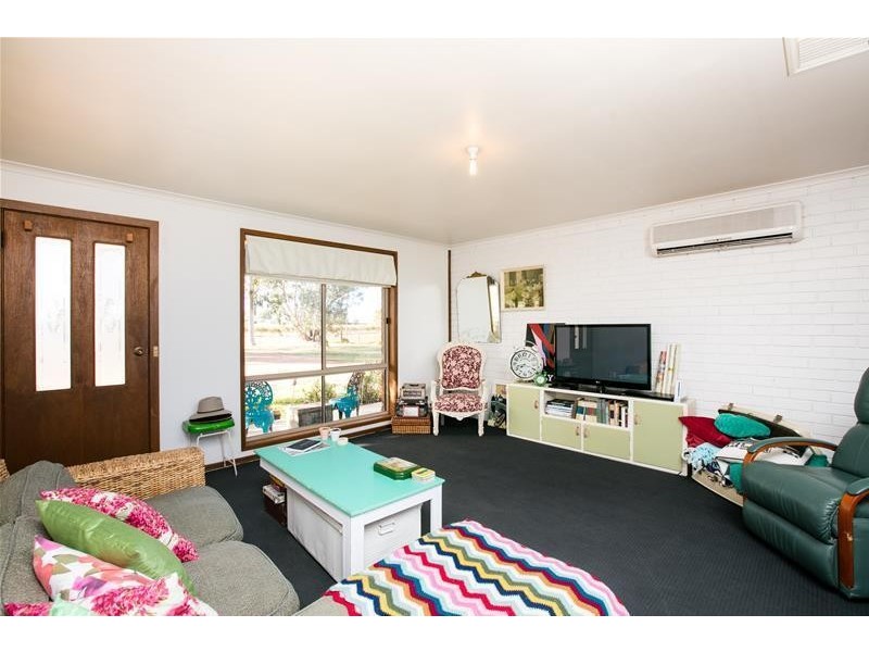 12 Freeman Road, Red Cliffs VIC 3496