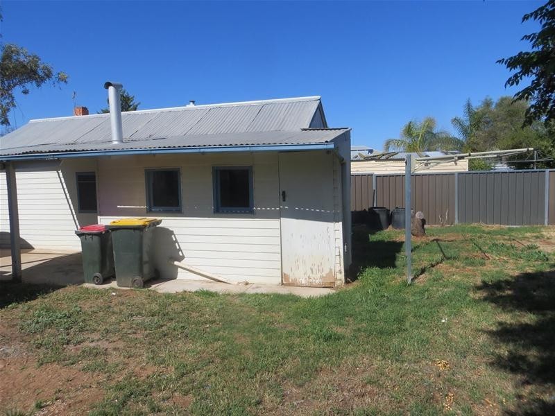 15 Floral  Avenue, Mildura VIC 3500