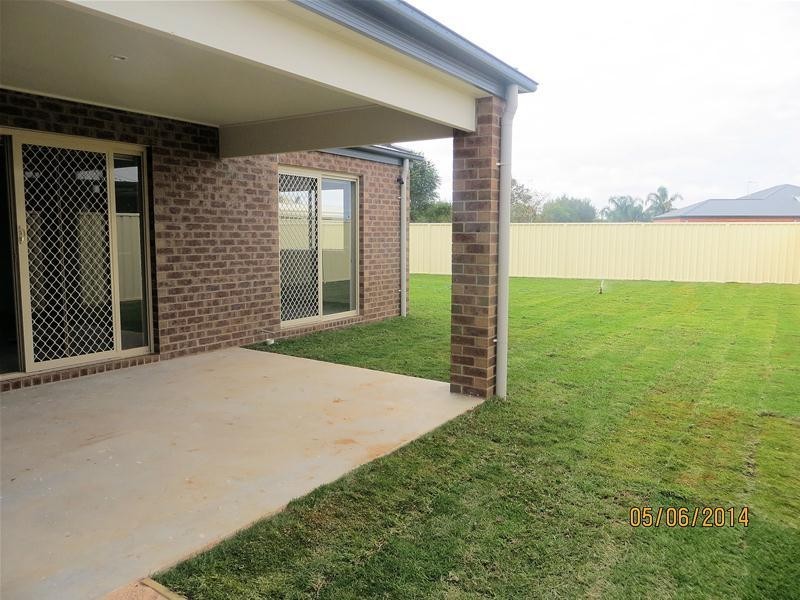 27 Montana  Drive, Mildura VIC 3500