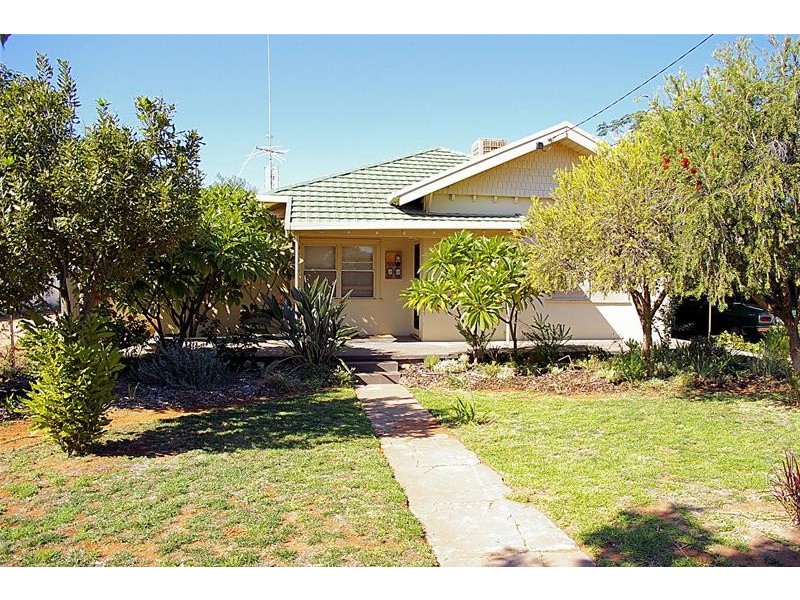 74 Cherry Avenue, Mildura VIC 3500