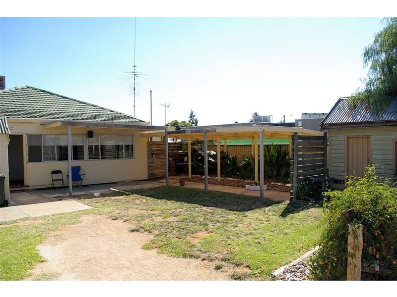 74 Cherry Avenue, Mildura VIC 3500