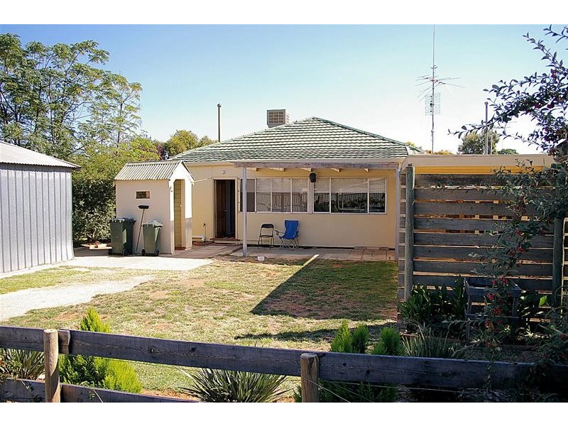 74 Cherry Avenue, Mildura VIC 3500