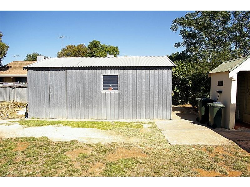 74 Cherry Avenue, Mildura VIC 3500