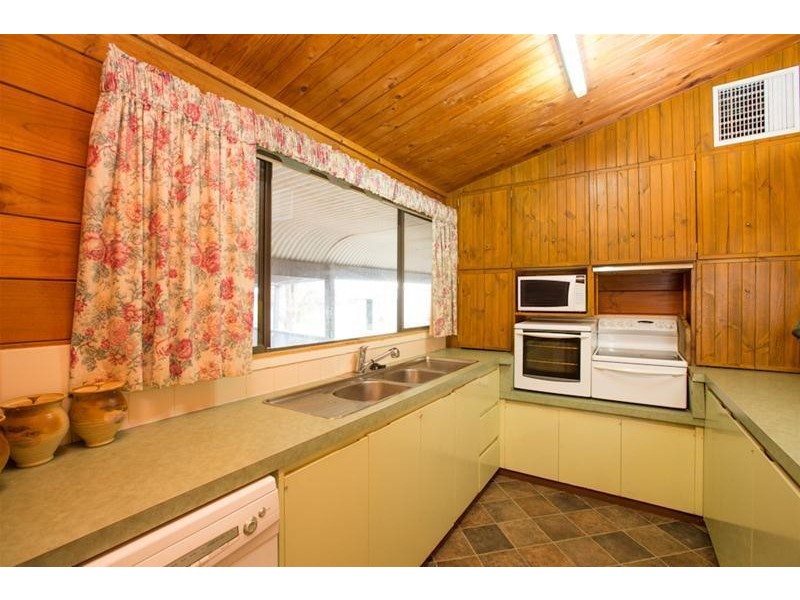 716 Cureton Avenue, Nichols Point VIC 3501