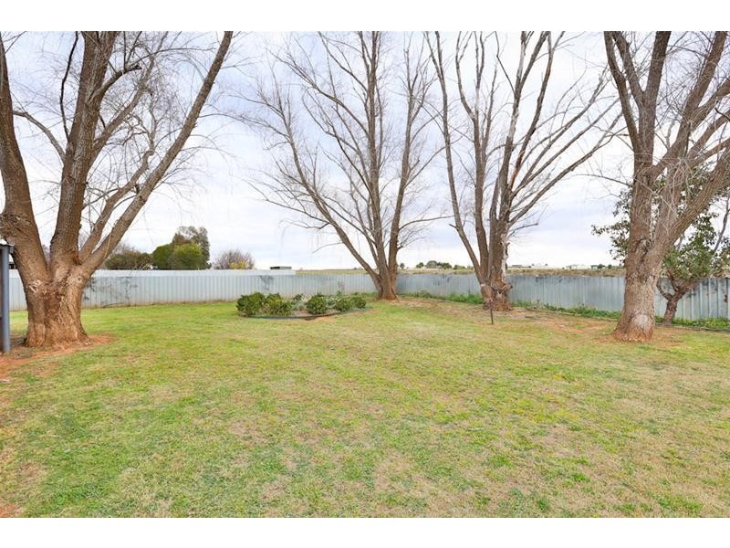 716 Cureton Avenue, Nichols Point VIC 3501