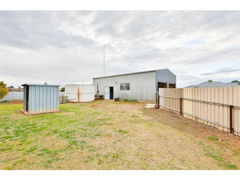 716 Cureton Avenue, Nichols Point VIC 3501