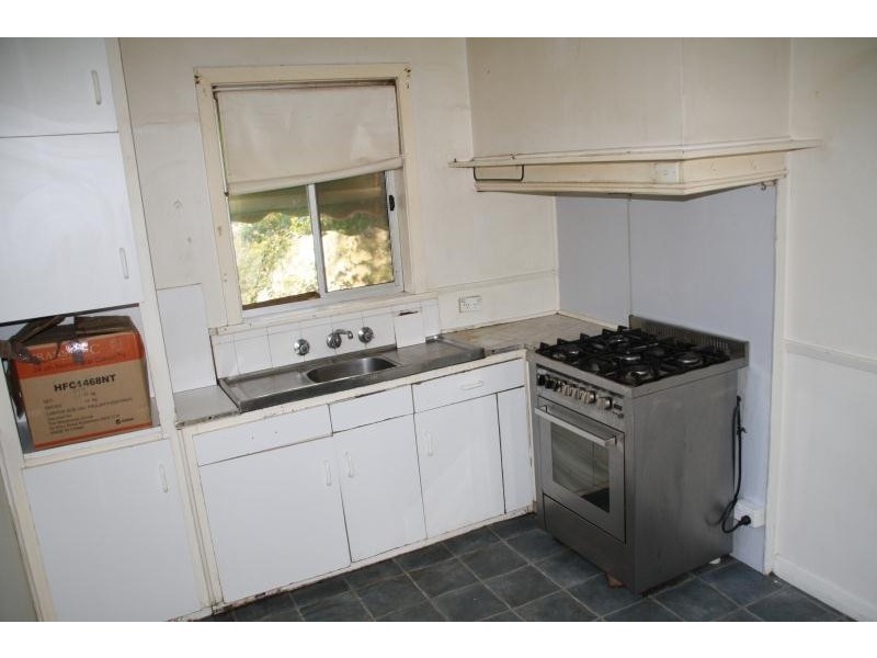 29 Westcliffs Crescent, Red Cliffs VIC 3496