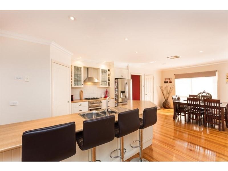 14 Heidi Court, Mildura VIC 3500