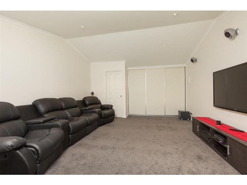 14 Heidi Court, Mildura VIC 3500