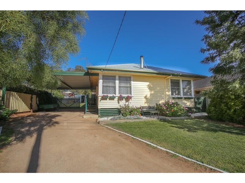 98 Chaffey Street, Merbein VIC 3505