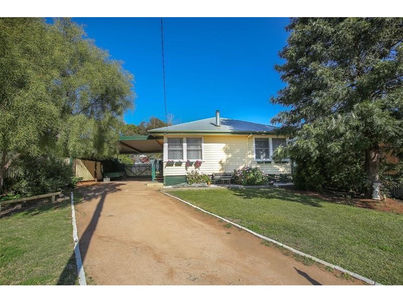 98 Chaffey Street, Merbein VIC 3505